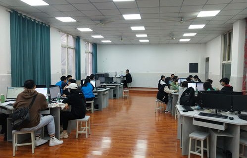 职高可以选电子商务专业吗