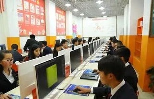 电子商务专业本科与专科
