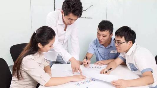 和电子商务专业谈恋爱